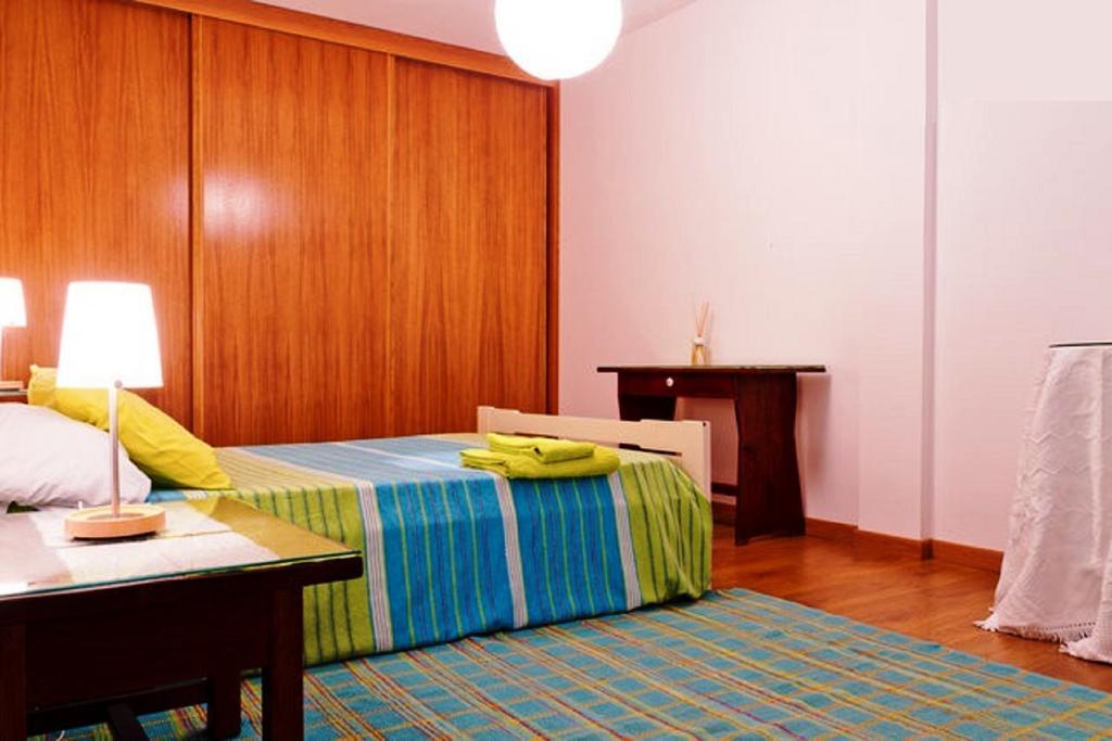 Coloured Studio Фару Номер фото